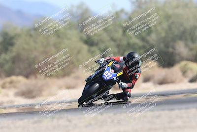 media/Nov-02-2025-CVMA (Sun) [[337aff29ab]]/Race 8-Formula Lightweight Twins Shootout/